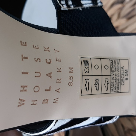 NWOT WHITE HOUSE BLACK MARKET CECILIA LEATHER SANDALS/SLIDES - Picture 9 of 11